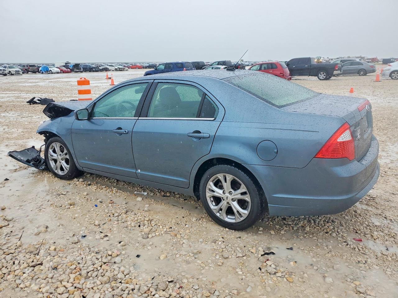 2012 Ford Fusion Se - Фото 2