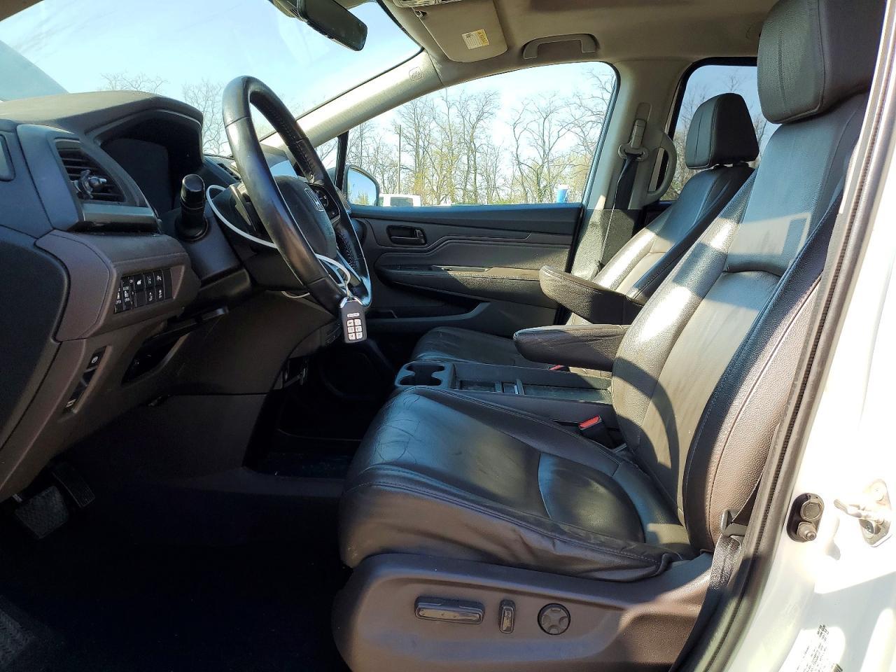 2020 Honda Odyssey Touring - Фото 7