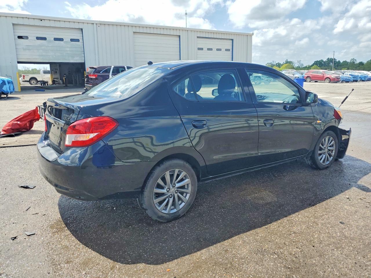 2018 Mitsubishi Mirage G4 Es - Image 3