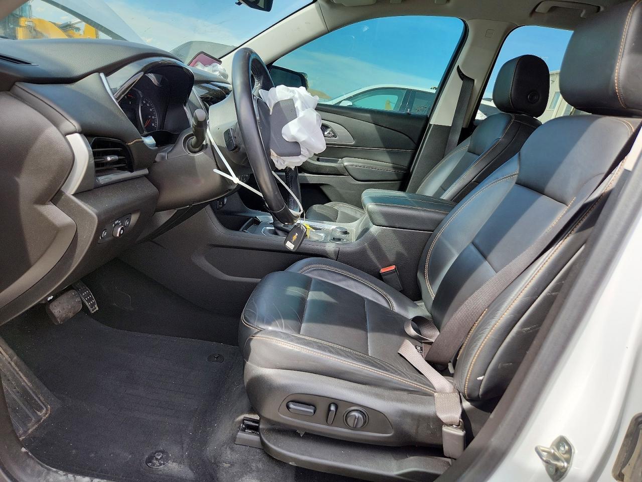2021 Chevrolet Traverse Rs - Image 7