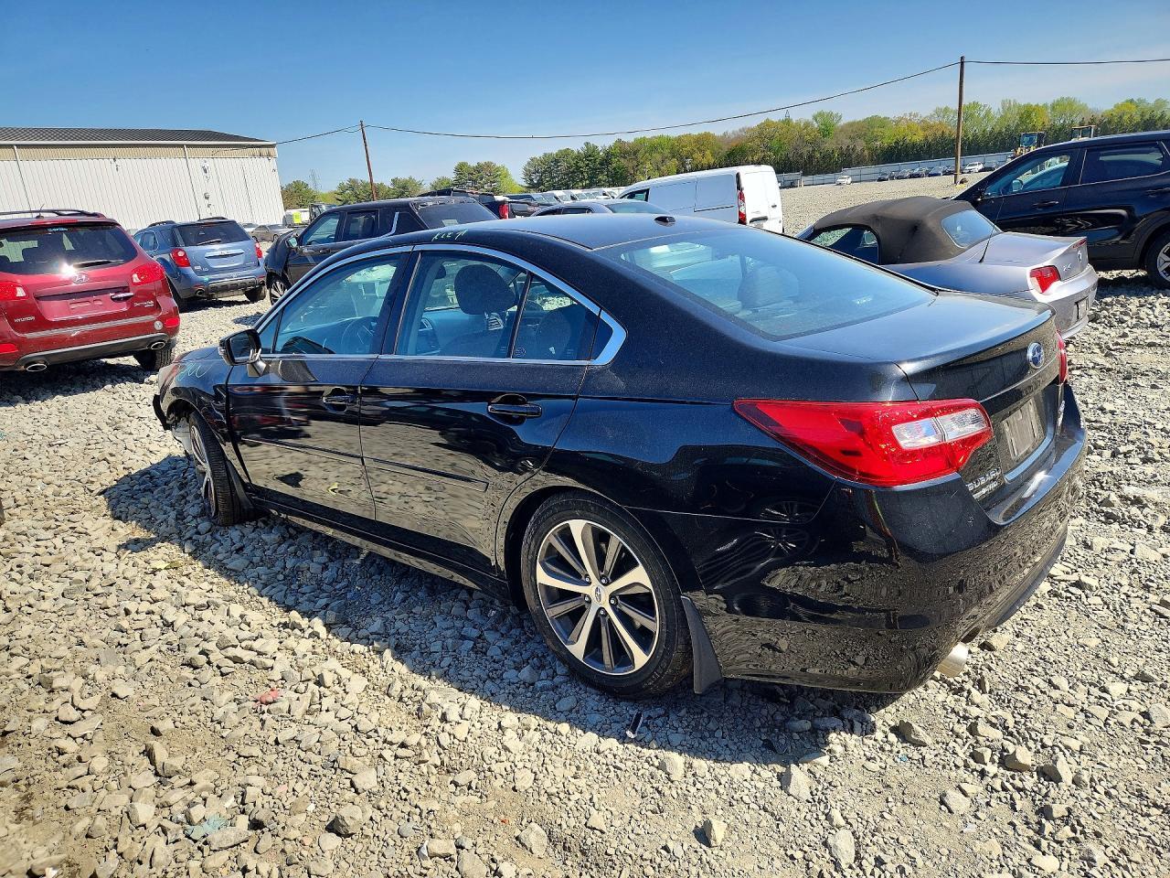 2015 Subaru Legacy 2.5I Limited - Фото 2