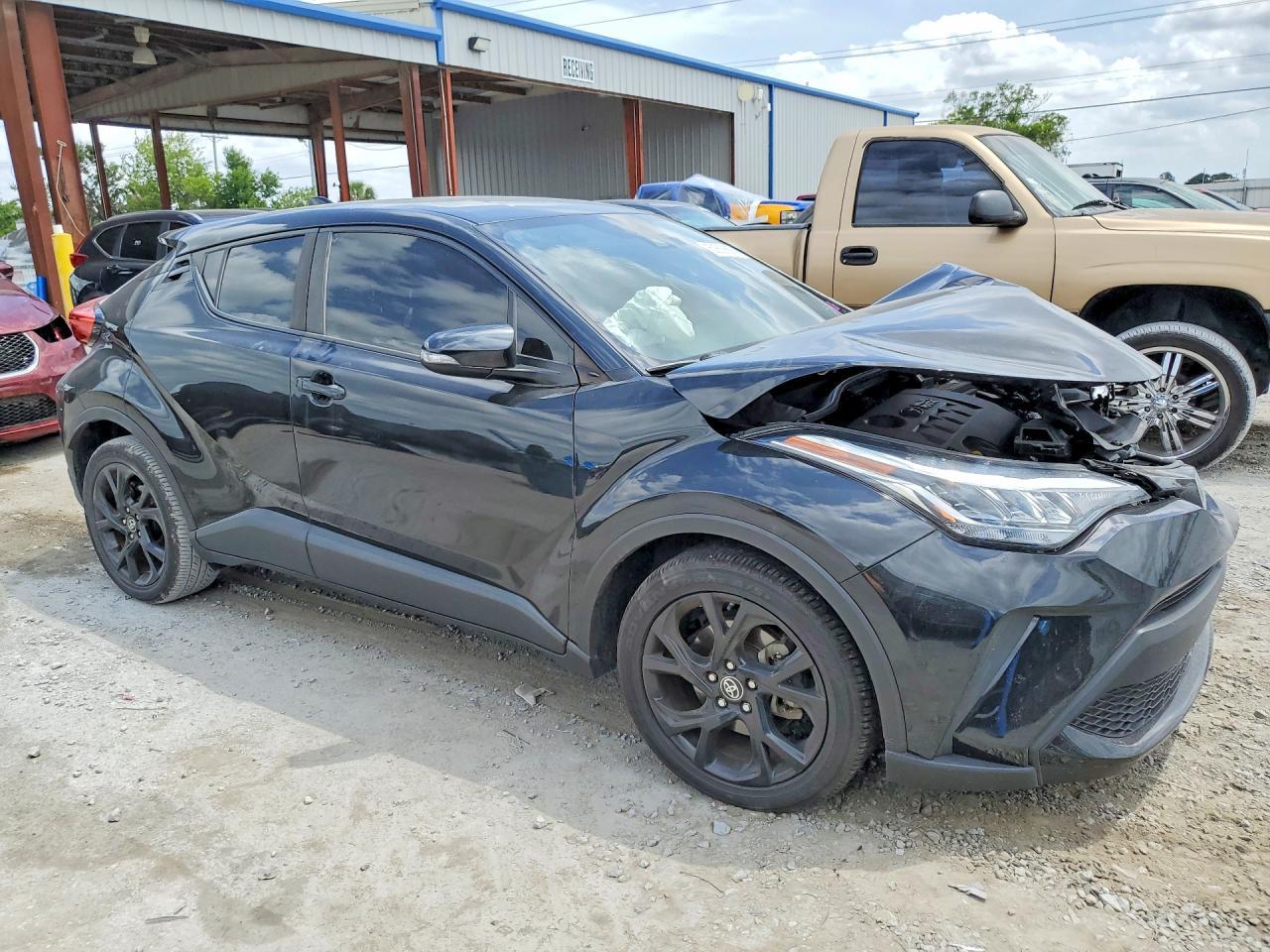2021 Toyota C-Hr Nightshade - Фото 4