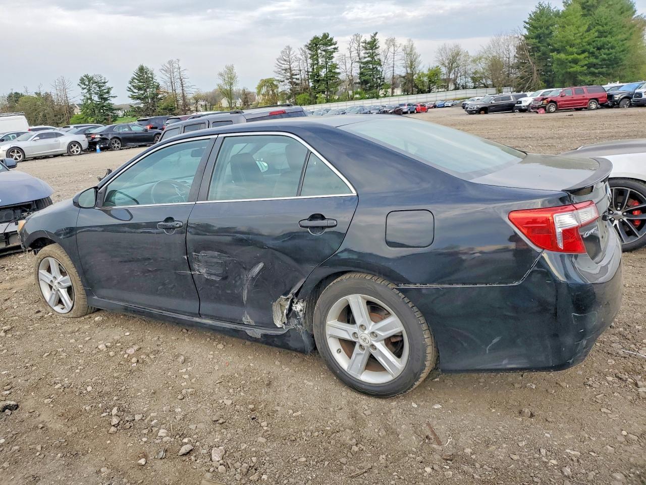 2012 Toyota Camry Se - Фото 2
