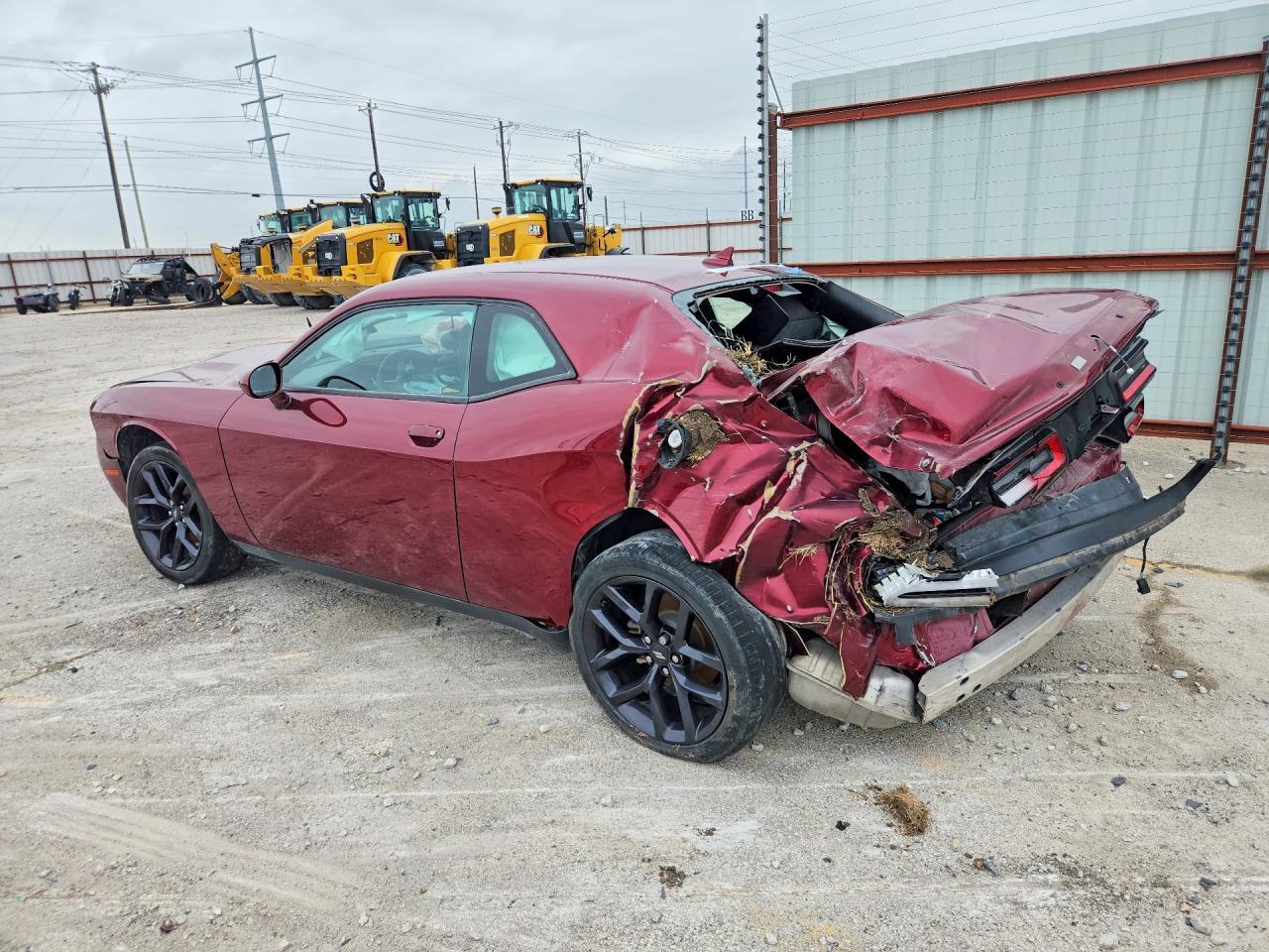 2021 Dodge Challenger Sxt - Фото 2
