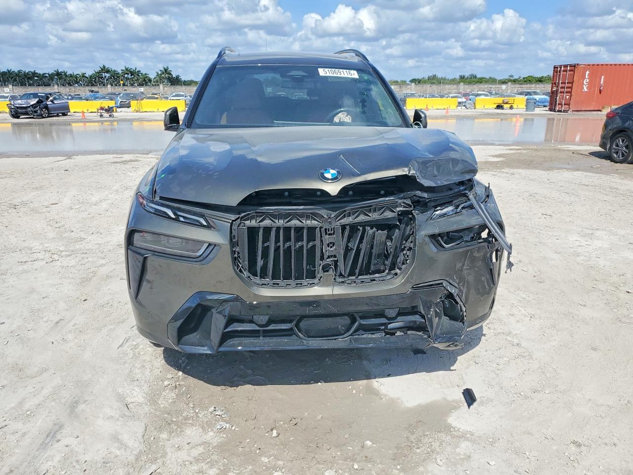 2025 BMW X7 xDrive40I - Фото 5