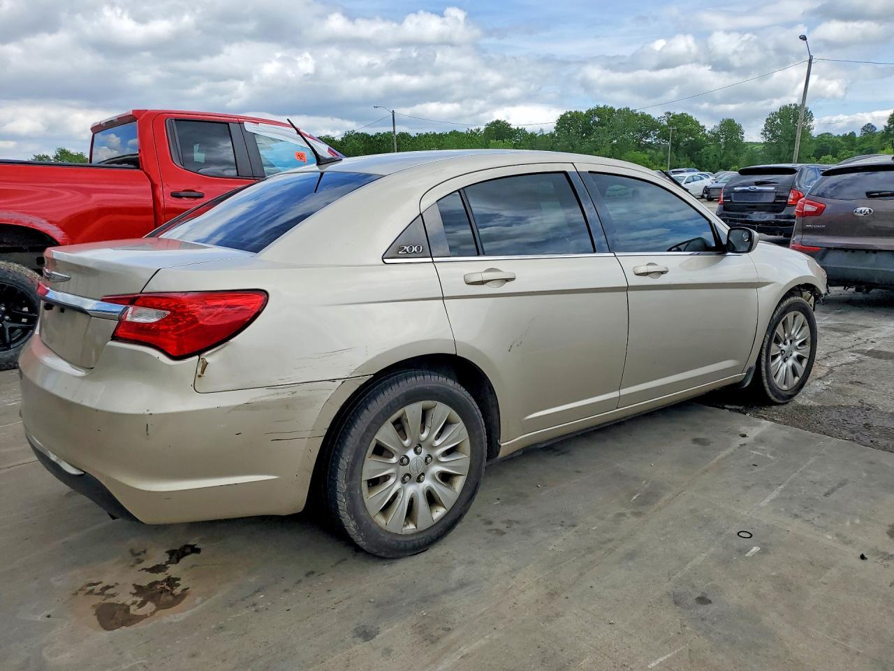 2013 Chrysler 200 - Фото 3