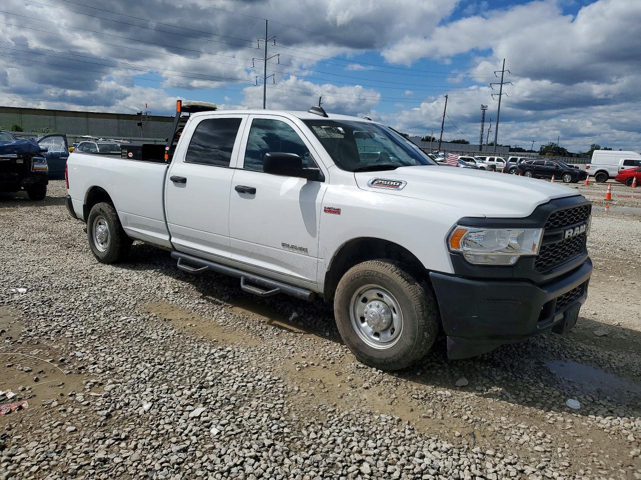 2021 Ram 2500 Tradesman - Фото 4