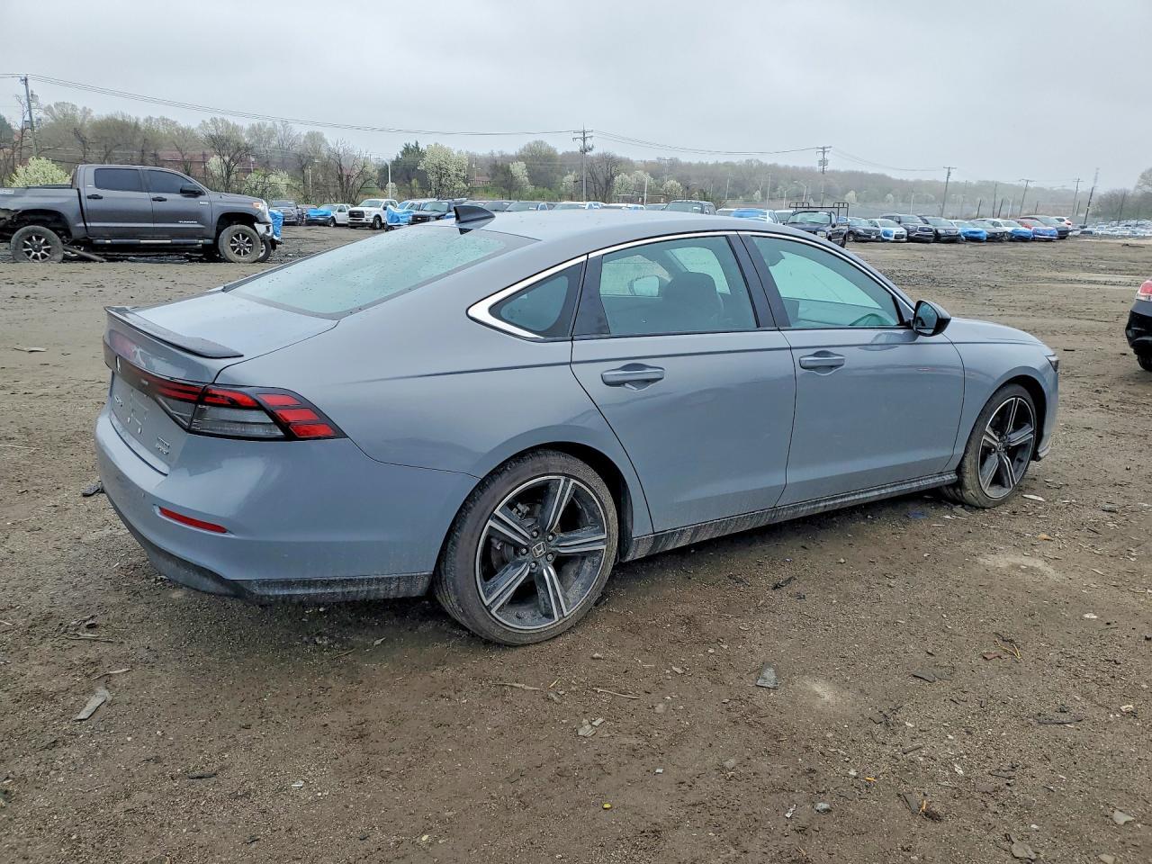 2025 Honda Accord Hybrid Sport - Image 3