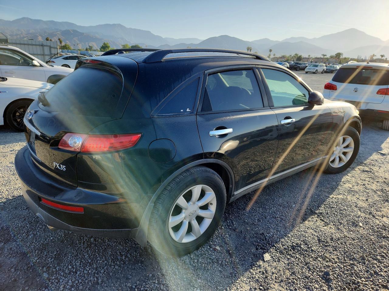 2005 Infiniti Fx35 Base - Фото 3