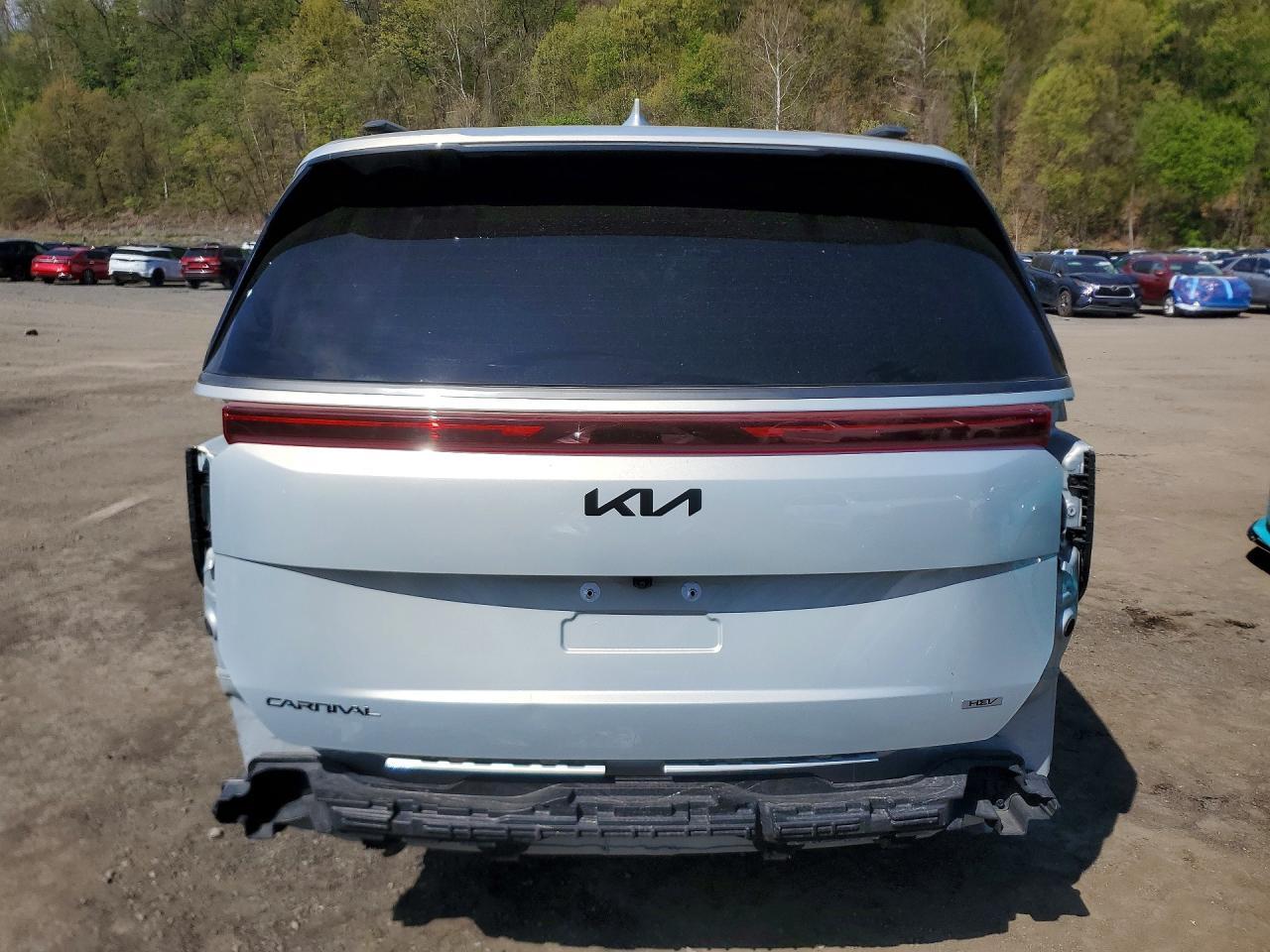 2025 Kia Carnival Hybrid Sx - Image 6