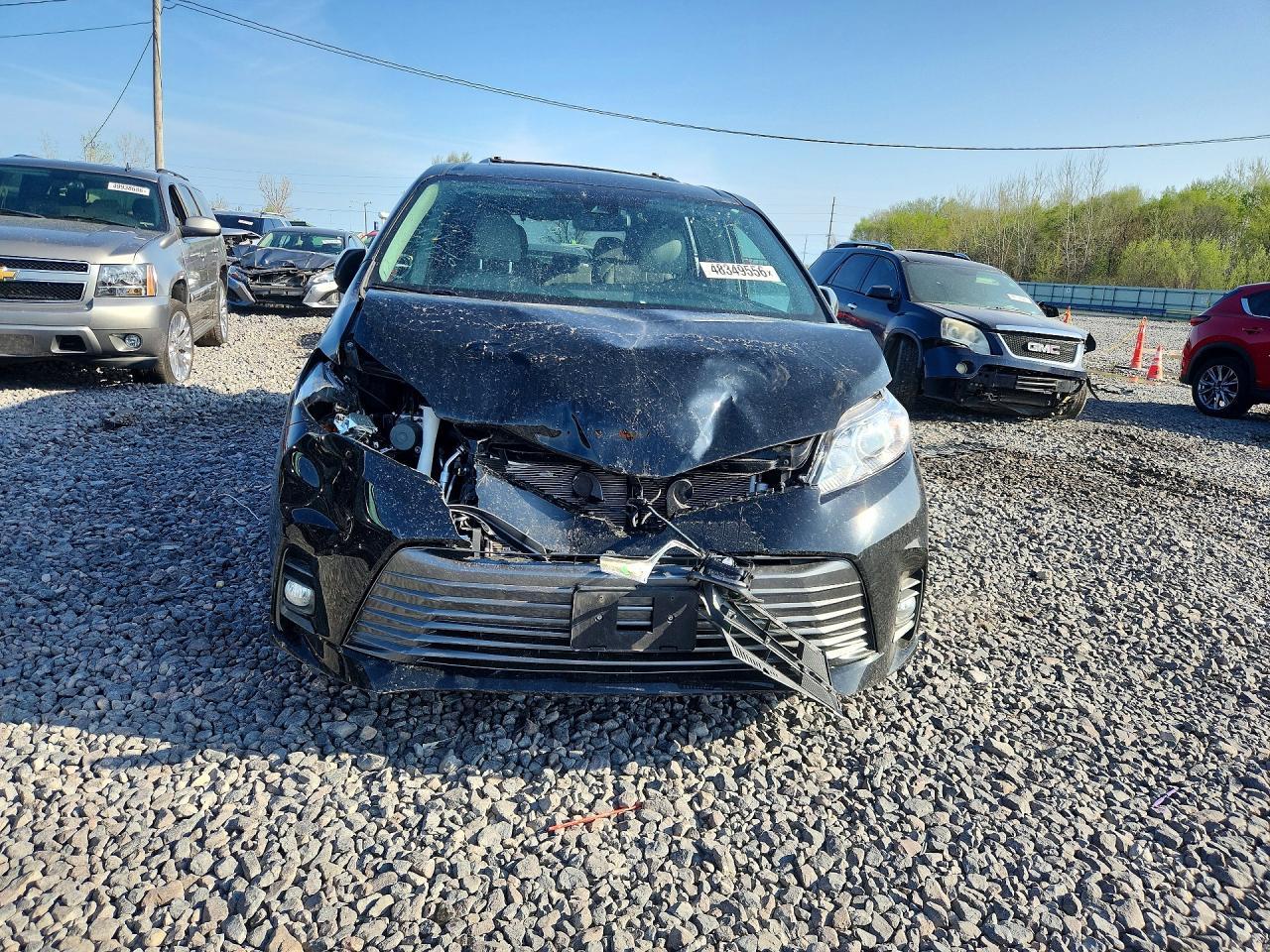 2020 Toyota Sienna Xle Premium 8-Passenger - Image 5