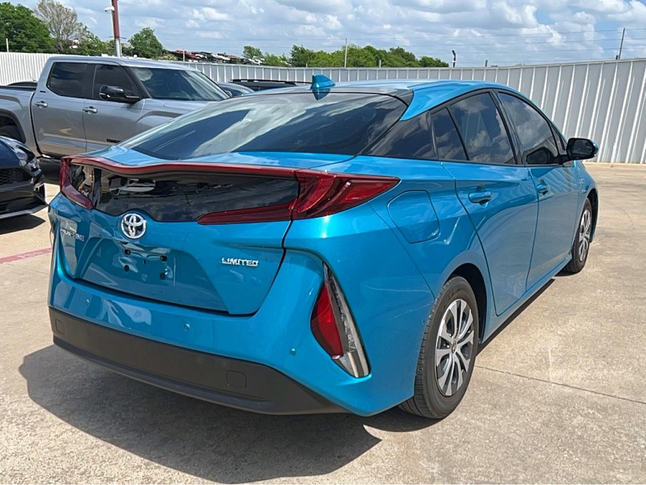 2020 Toyota Prius Prime Limited - Фото 4