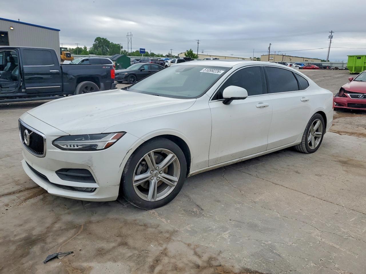 2018 Volvo S90 T5 Momentum