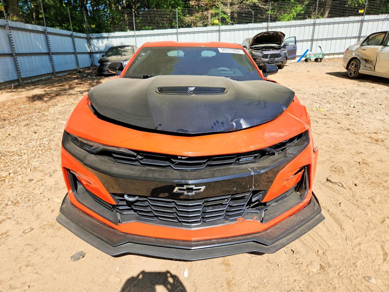 2019 Chevrolet Camaro - Фото 5