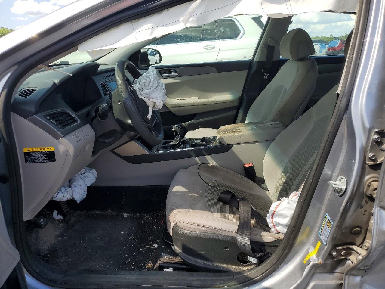 2015 Hyundai Sonata - Image 7