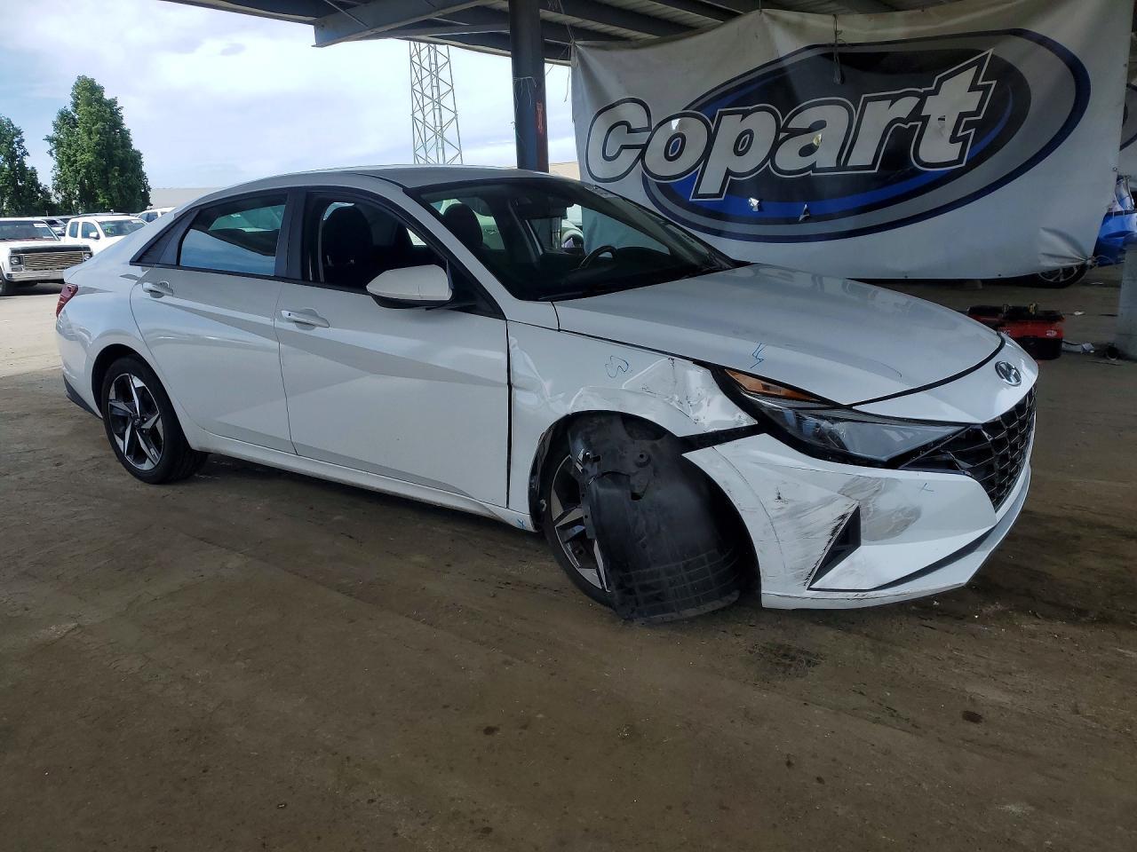 2023 Hyundai Elantra Sel - Фото 4