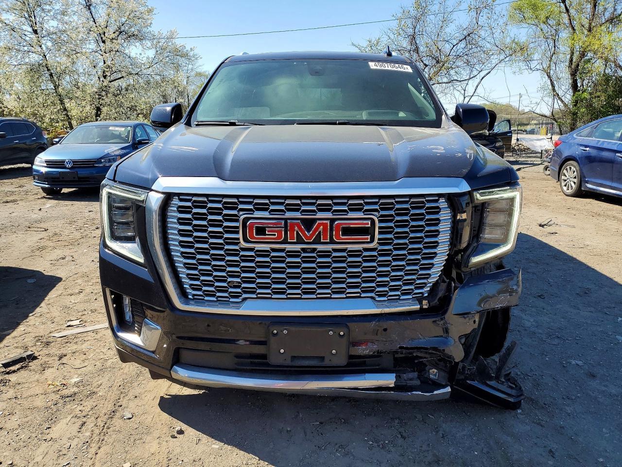 2021 GMC Yukon Denali - Image 5