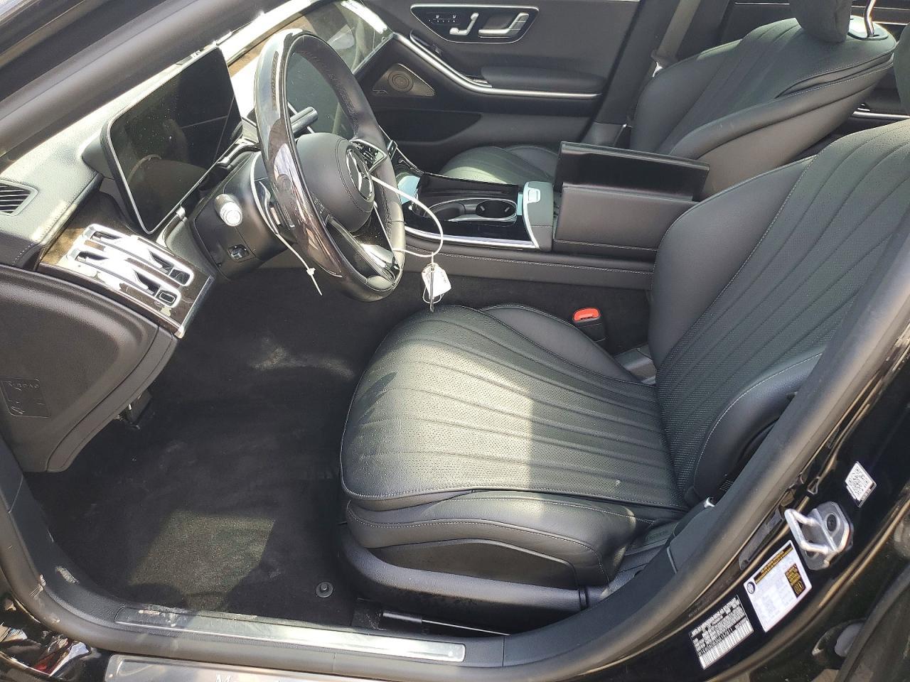 2022 Mercedes Benz S 500 4Matic - Image 7