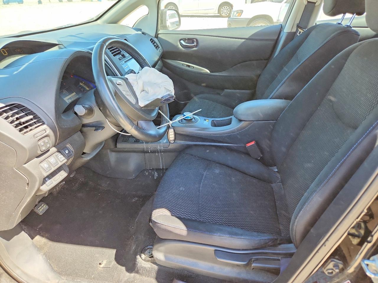 2014 Nissan Leaf S - Фото 7