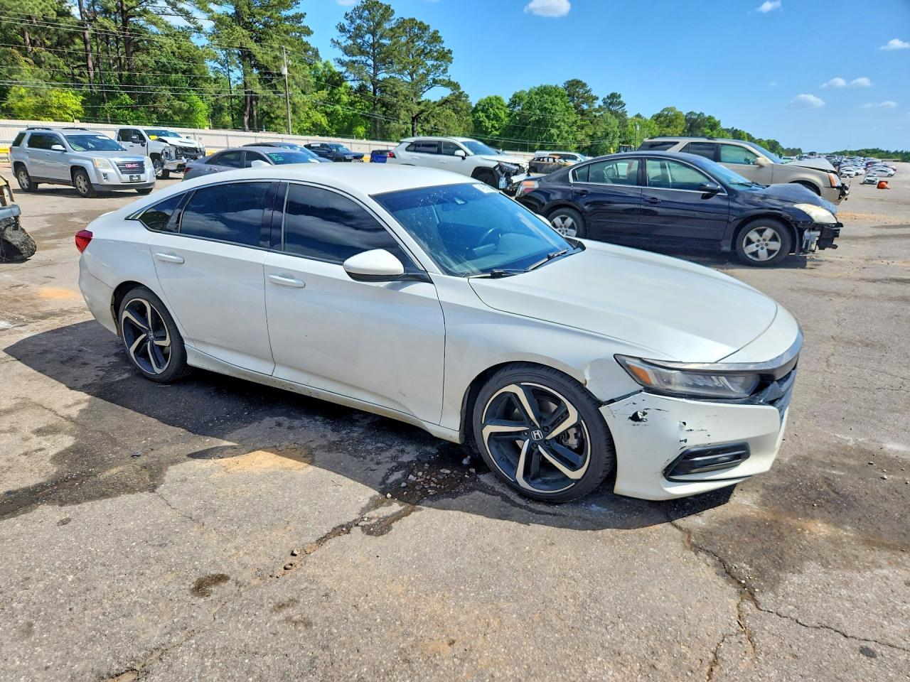 2018 Honda Accord Sport - Image 4