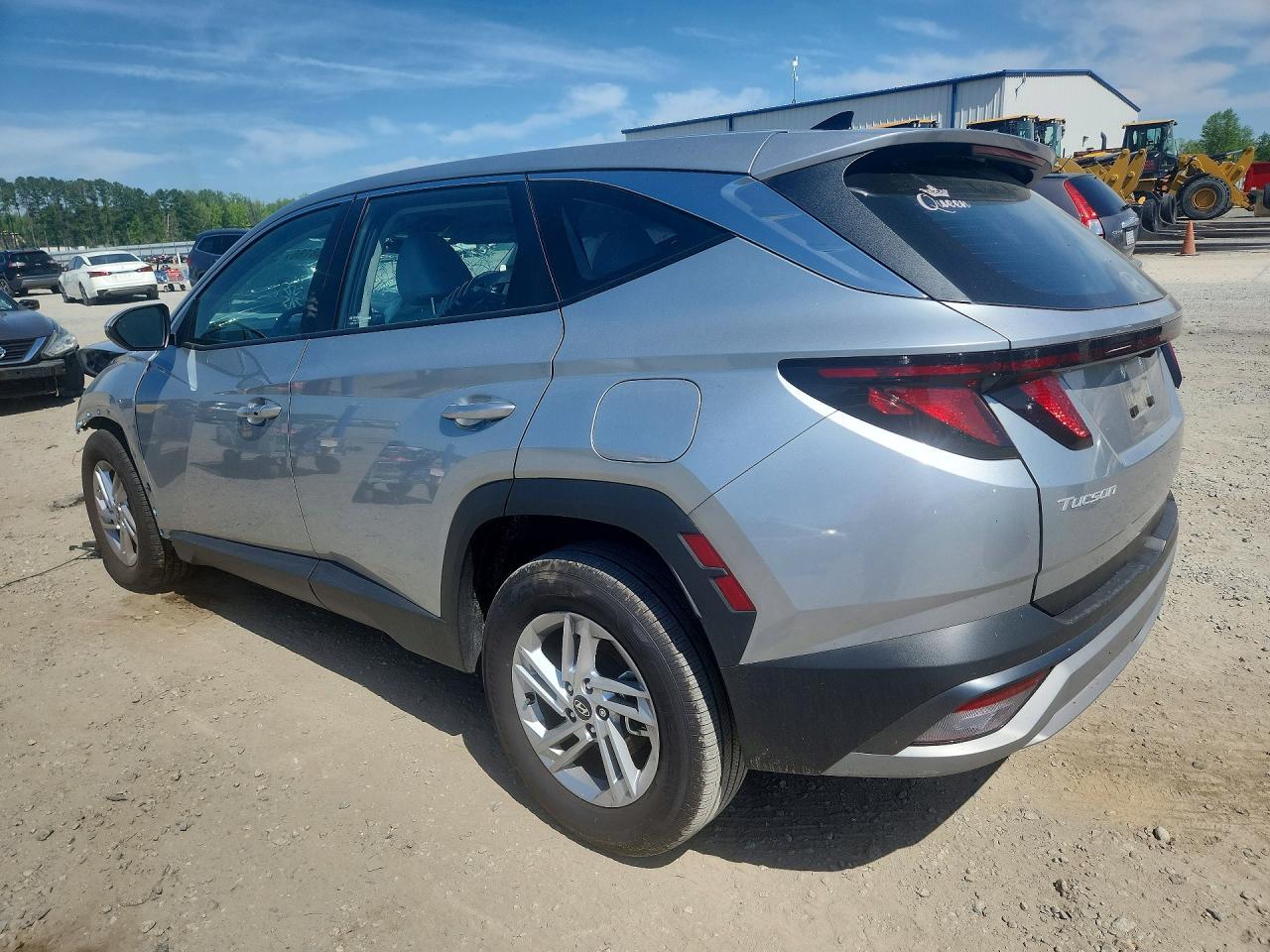 2025 Hyundai Tucson Se - Image 2