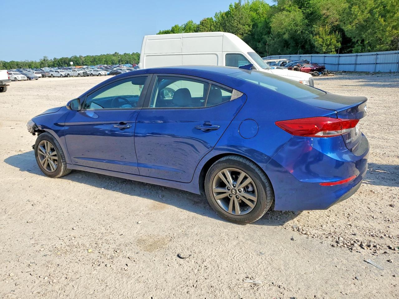 2018 Hyundai Elantra Value Edition - Image 2