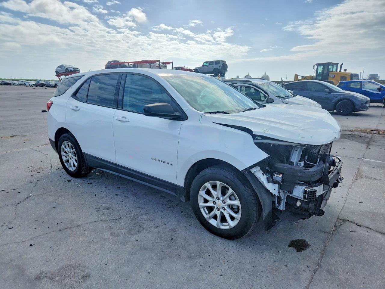 2019 Chevrolet Equinox Ls - Image 4
