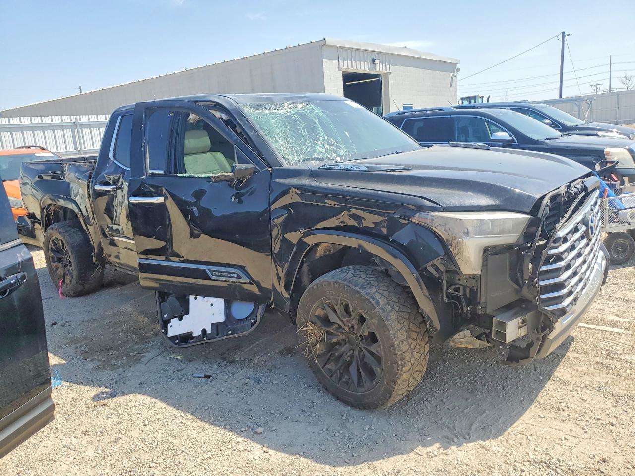 2024 Toyota Tundra Crewmax Capstone - Фото 4