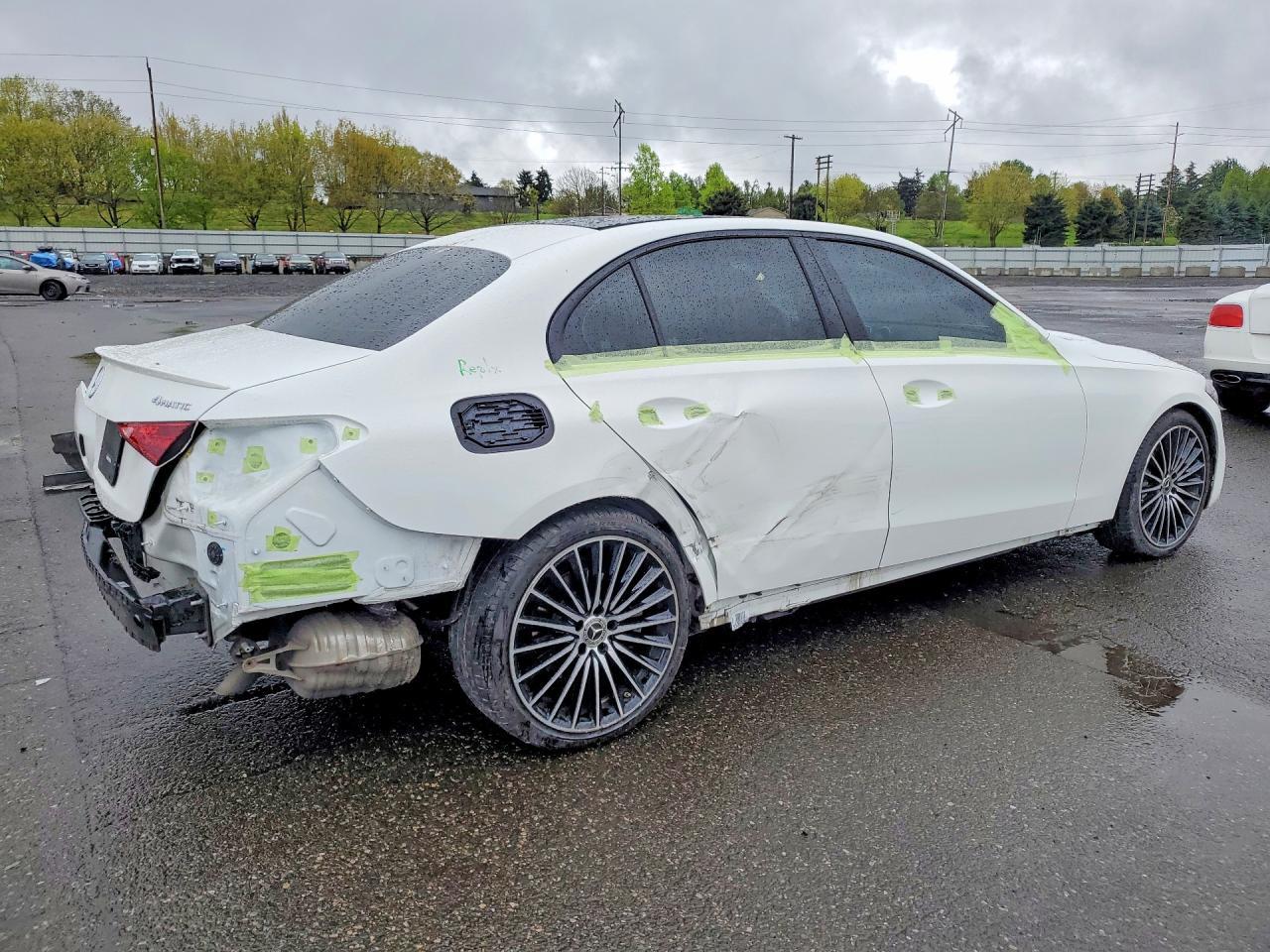 2024 Mercedes-Benz C 300 4Matic - Image 3