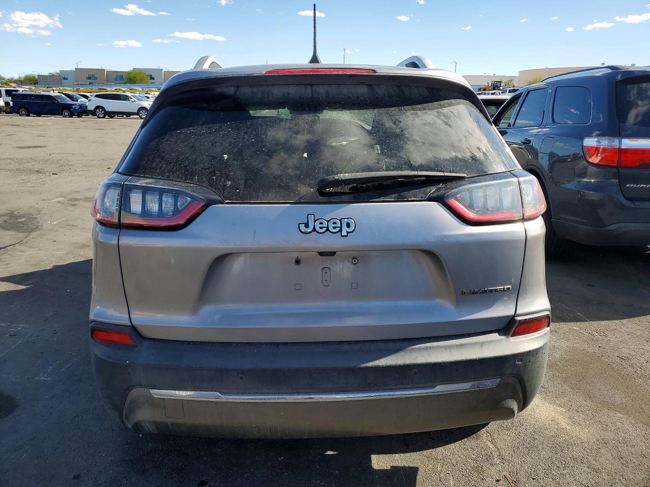 2020 Jeep Cherokee Limited - Image 6