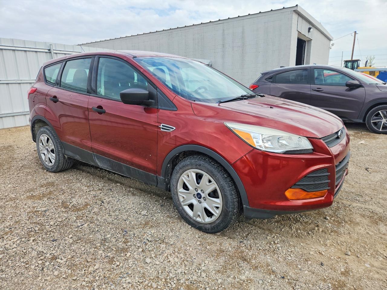2014 Ford Escape S - Фото 4
