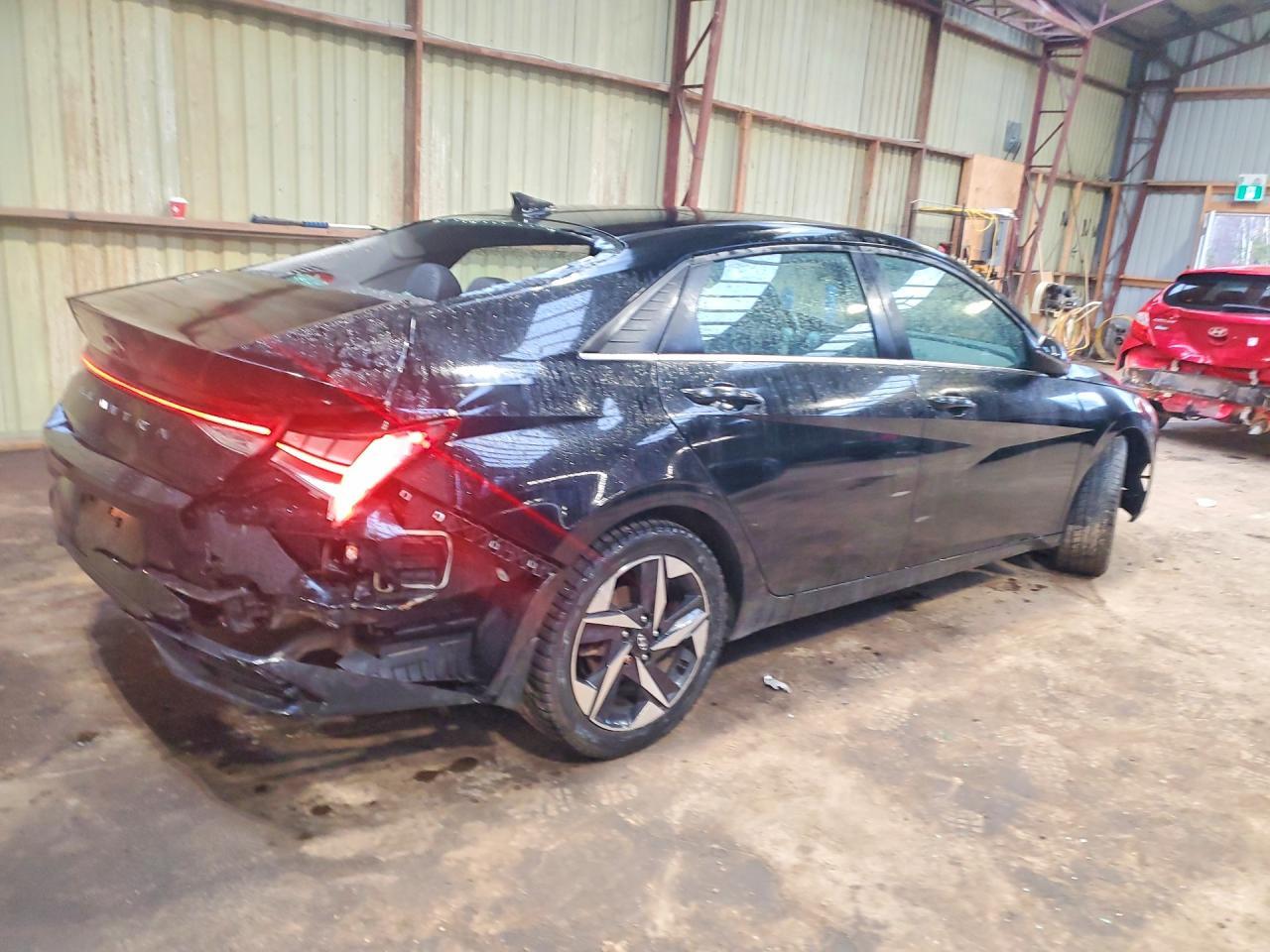 2023 Hyundai Elantra Sel - Фото 3