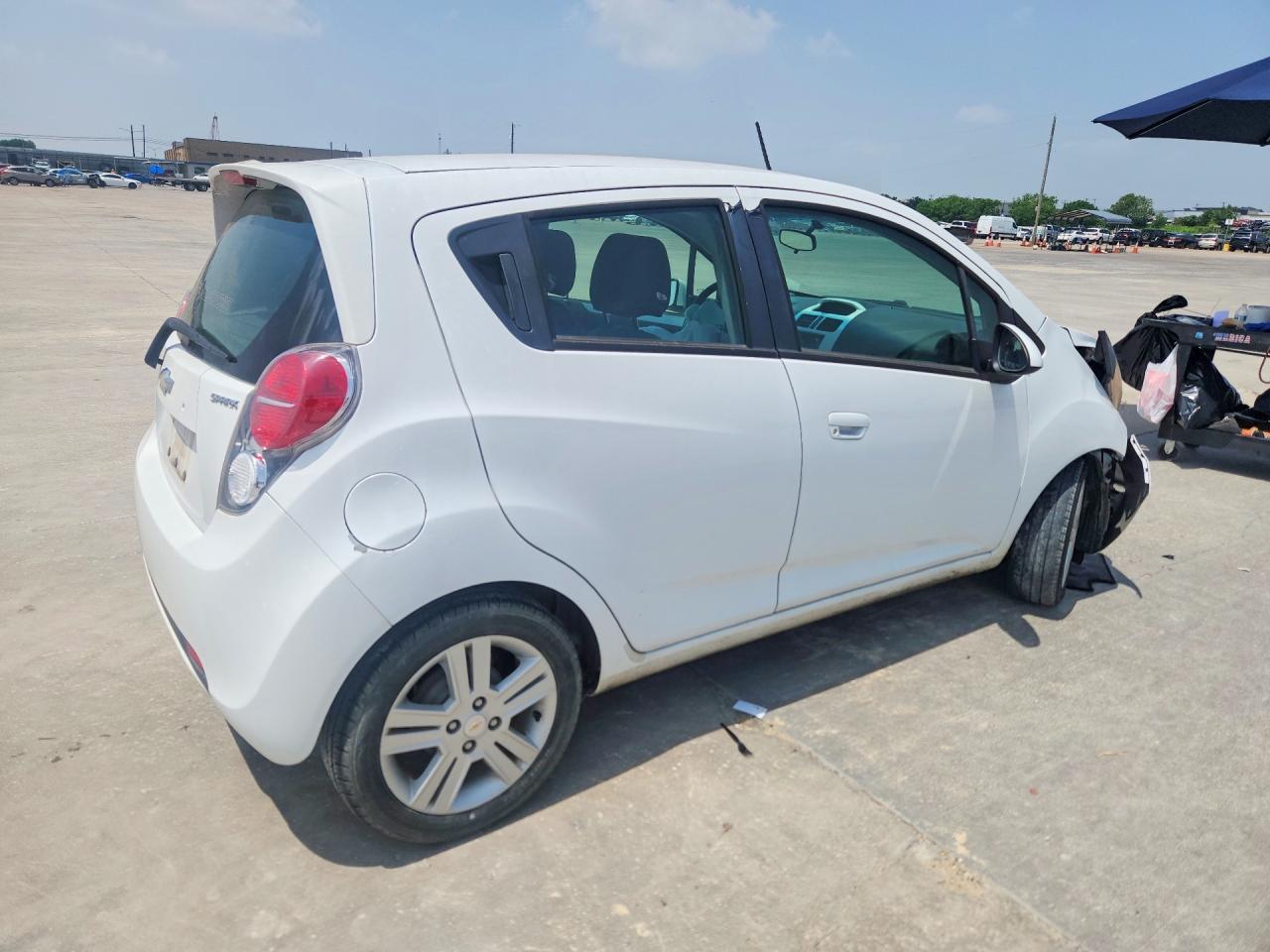 2014 Chevrolet Spark 1Lt - Image 3