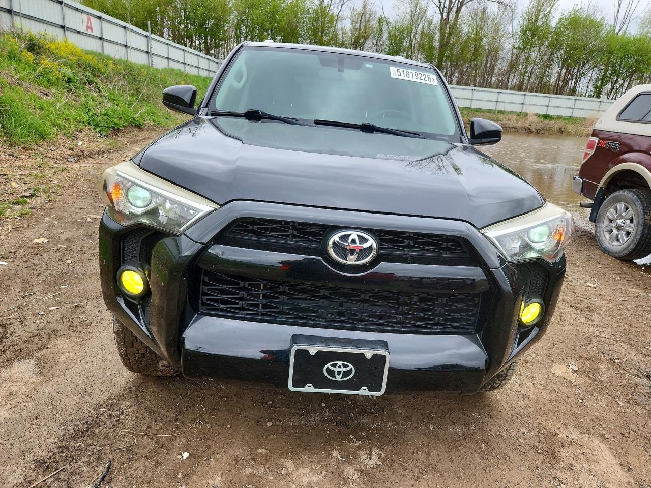 2014 Toyota 4Runner Sr5 - Image 5