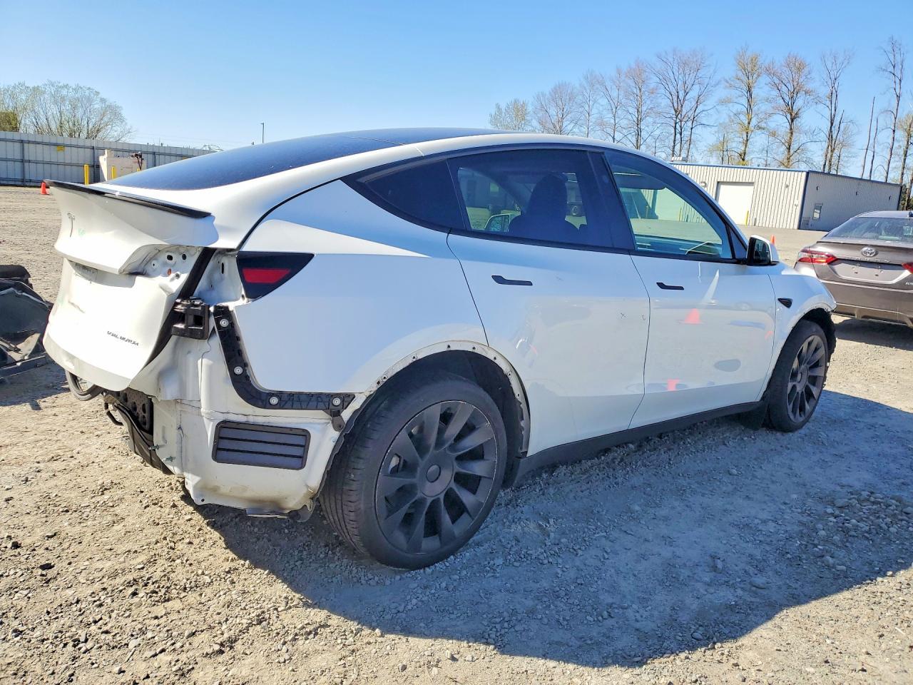 2024 Tesla Model Y - Image 3