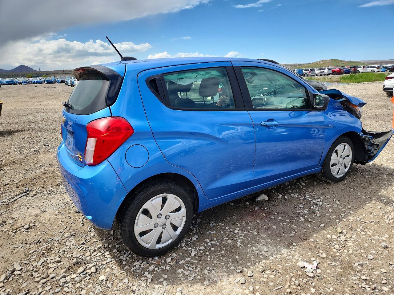 2018 Chevrolet Spark Ls - Фото 3