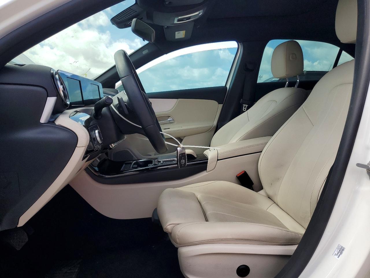 2021 Mercedes-Benz A 220 - Image 7