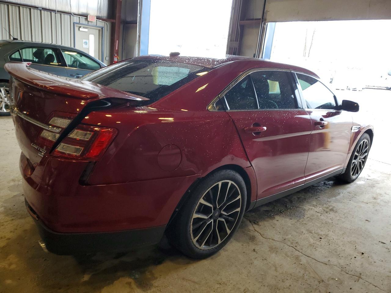 2019 Ford Taurus Limited - Фото 3