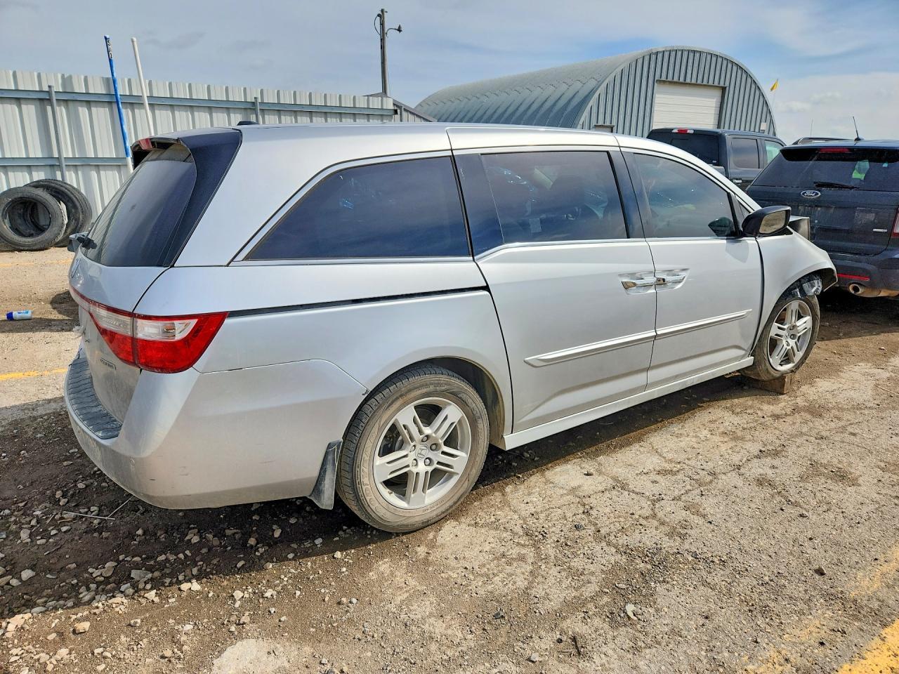 2013 Honda Odyssey Touring - Фото 3