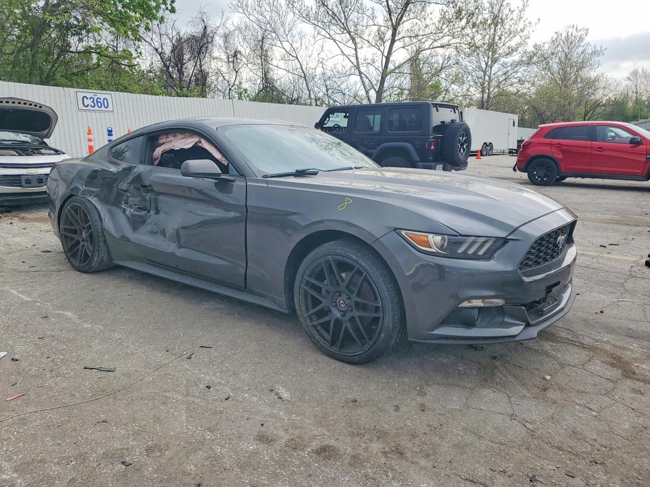 2016 Ford Mustang - Image 4