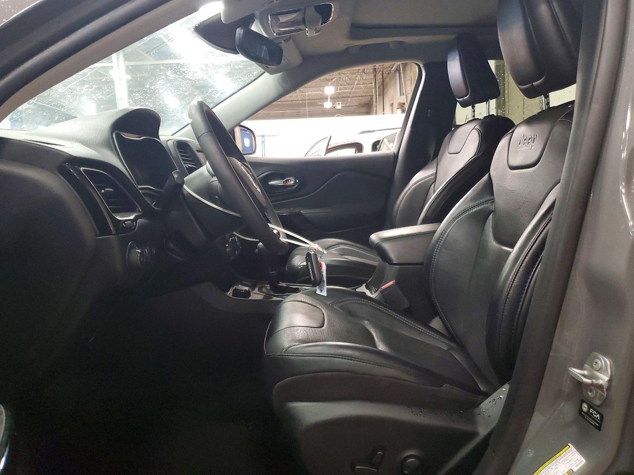 2023 Jeep Cherokee Altitude Lux - Image 7