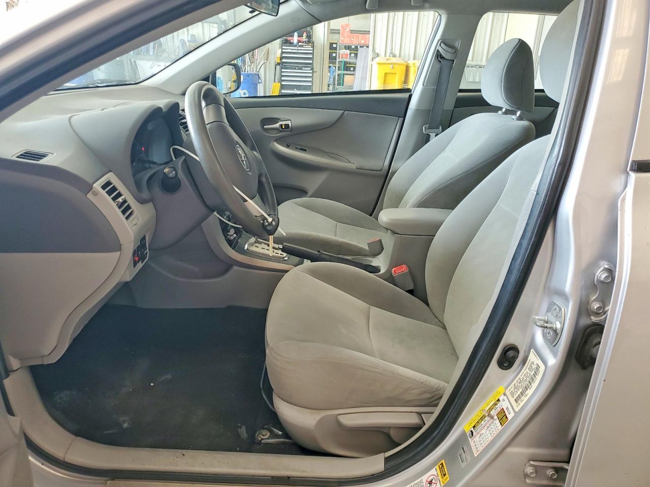 2010 Toyota Corolla Le - Image 7
