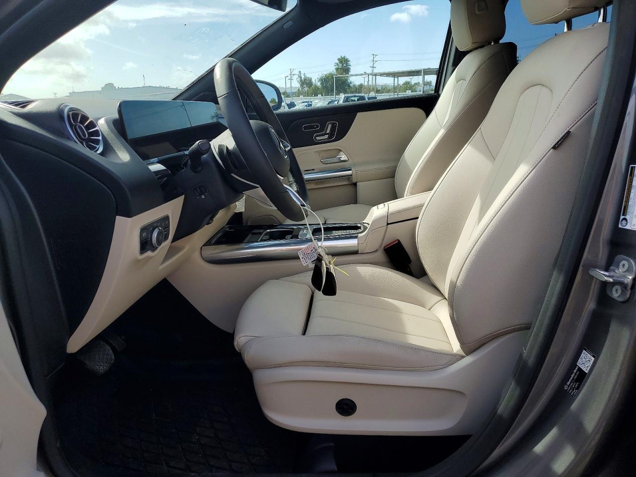 2026 Mercedes-Benz Gla 250 - Фото 7