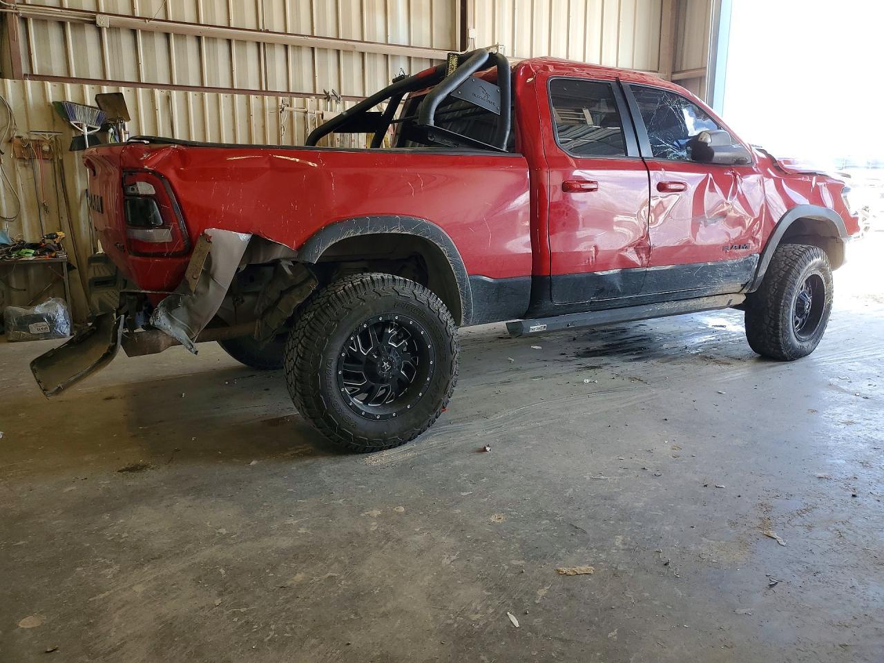 2019 Ram 1500 Rebel - Фото 3