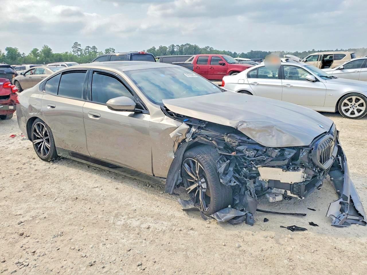 2026 BMW 530 I - Image 4