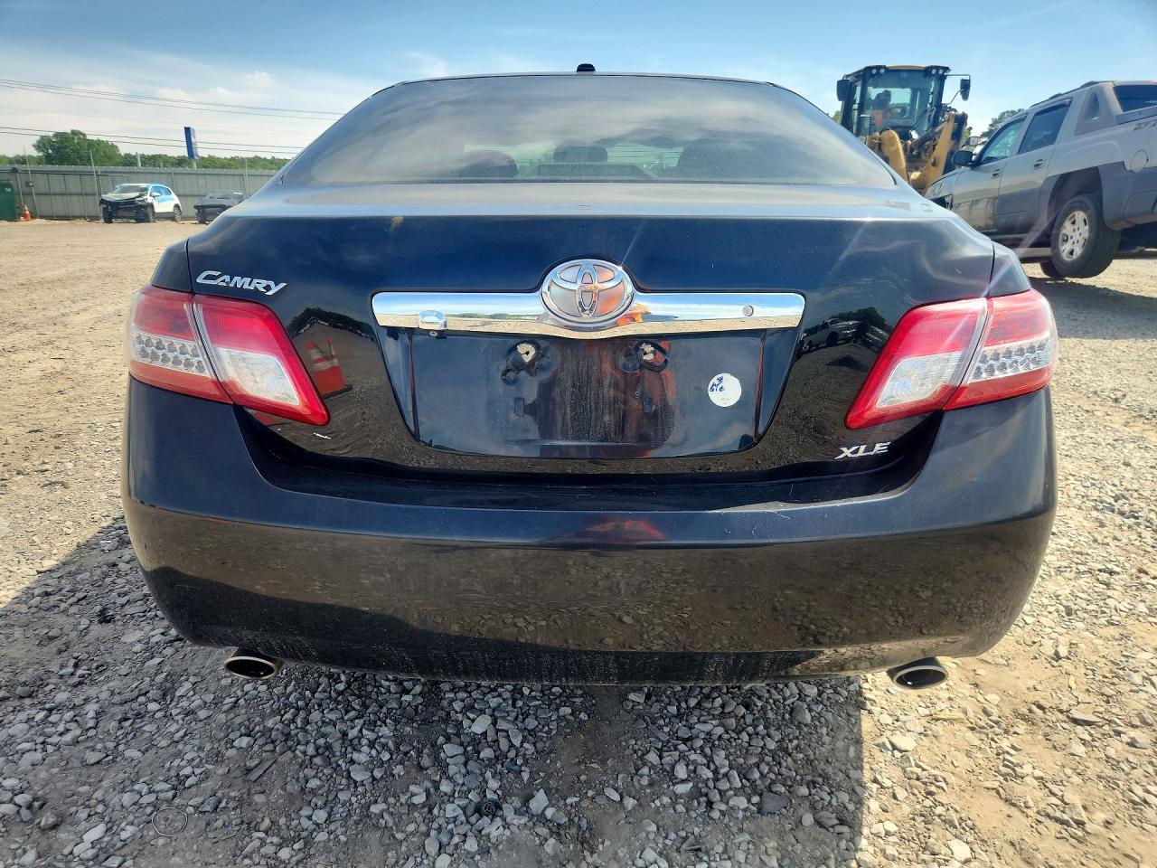 2010 Toyota Camry Xle V6 - Фото 6