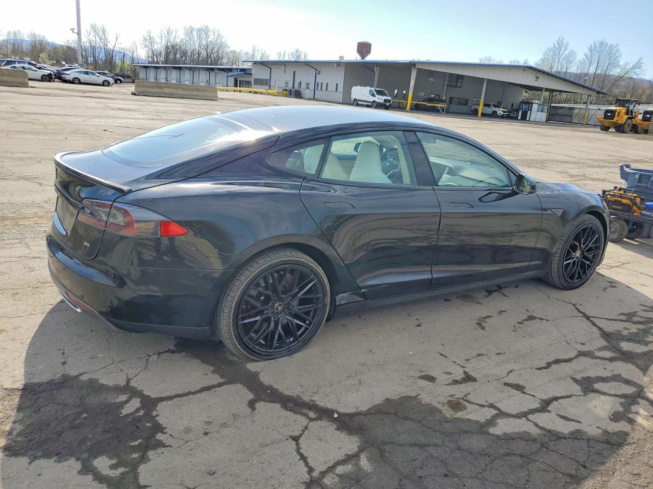 2014 Tesla Model S - Фото 3