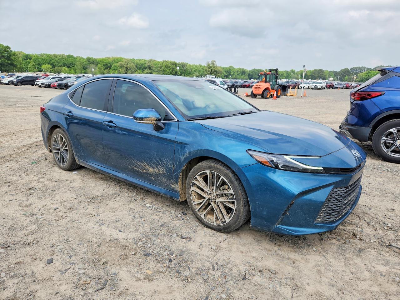 2025 Toyota Camry Xle - Фото 4
