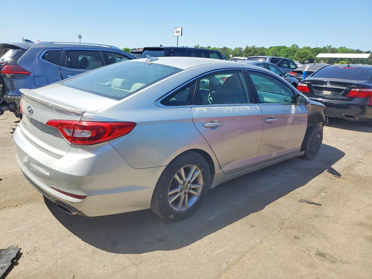 2017 Hyundai Sonata Se - Фото 3