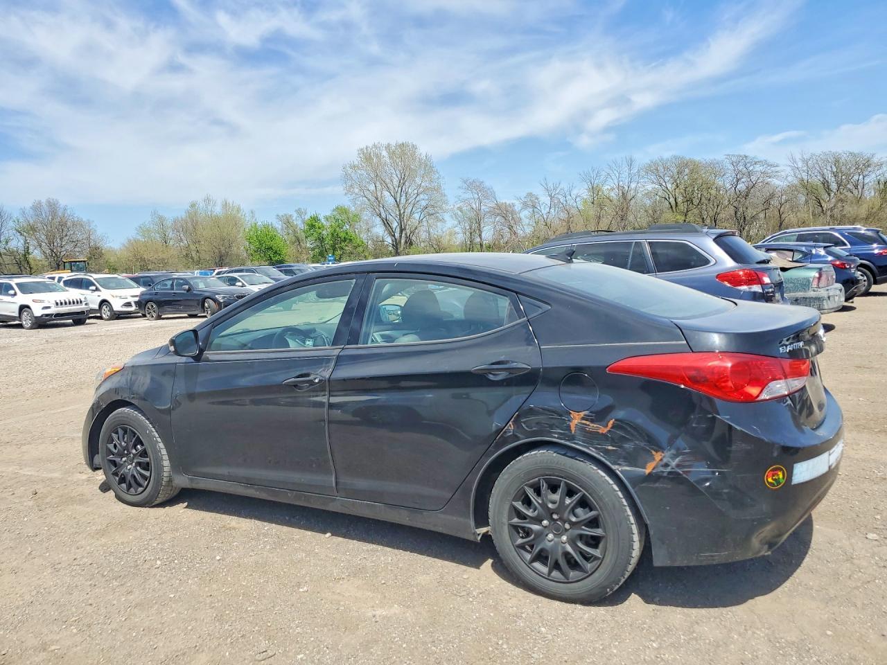 2013 Hyundai Elantra Limited - Фото 2